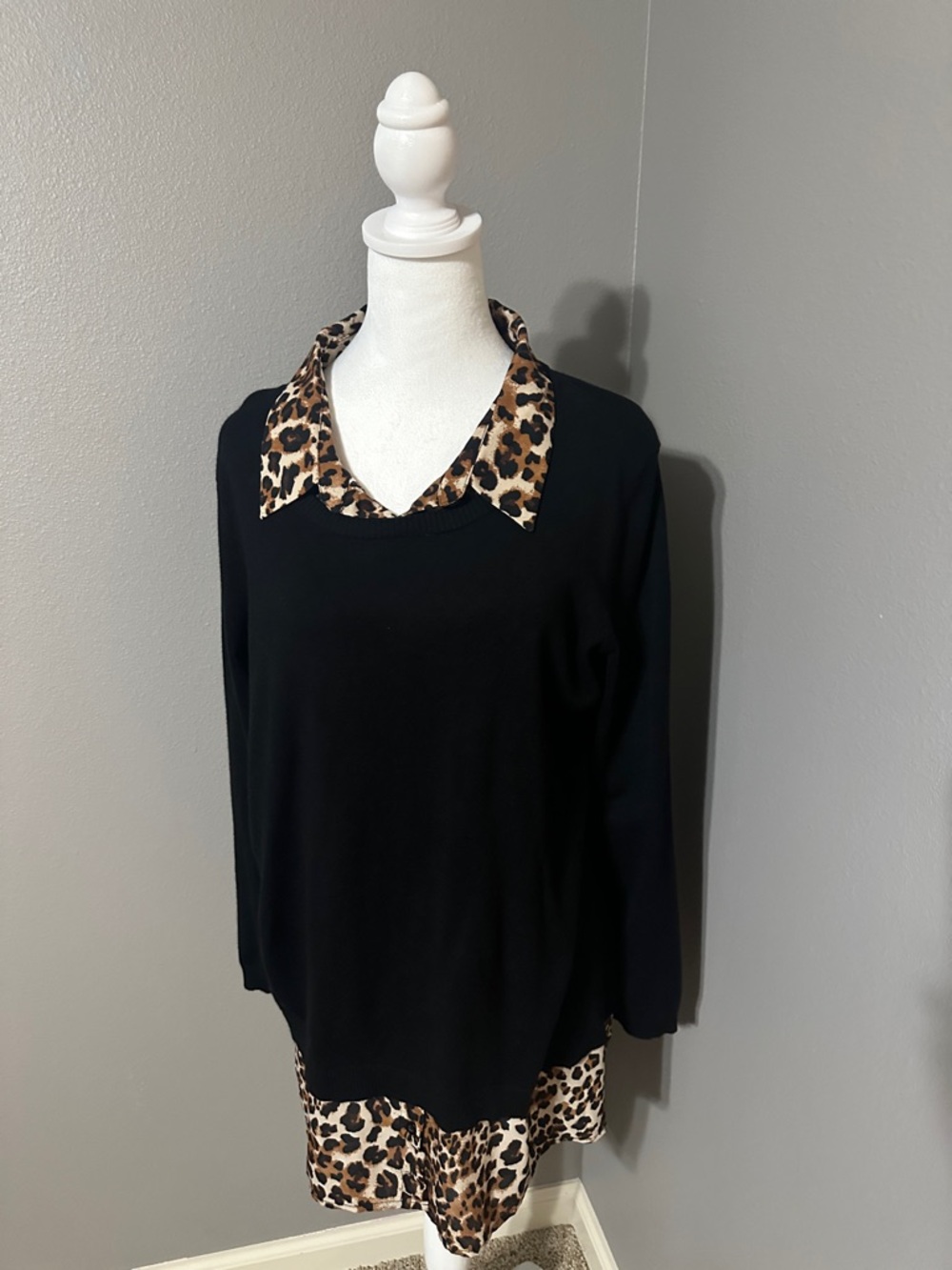Adrianna Papell, Black Sweater with Leopard Print Collar & Hem